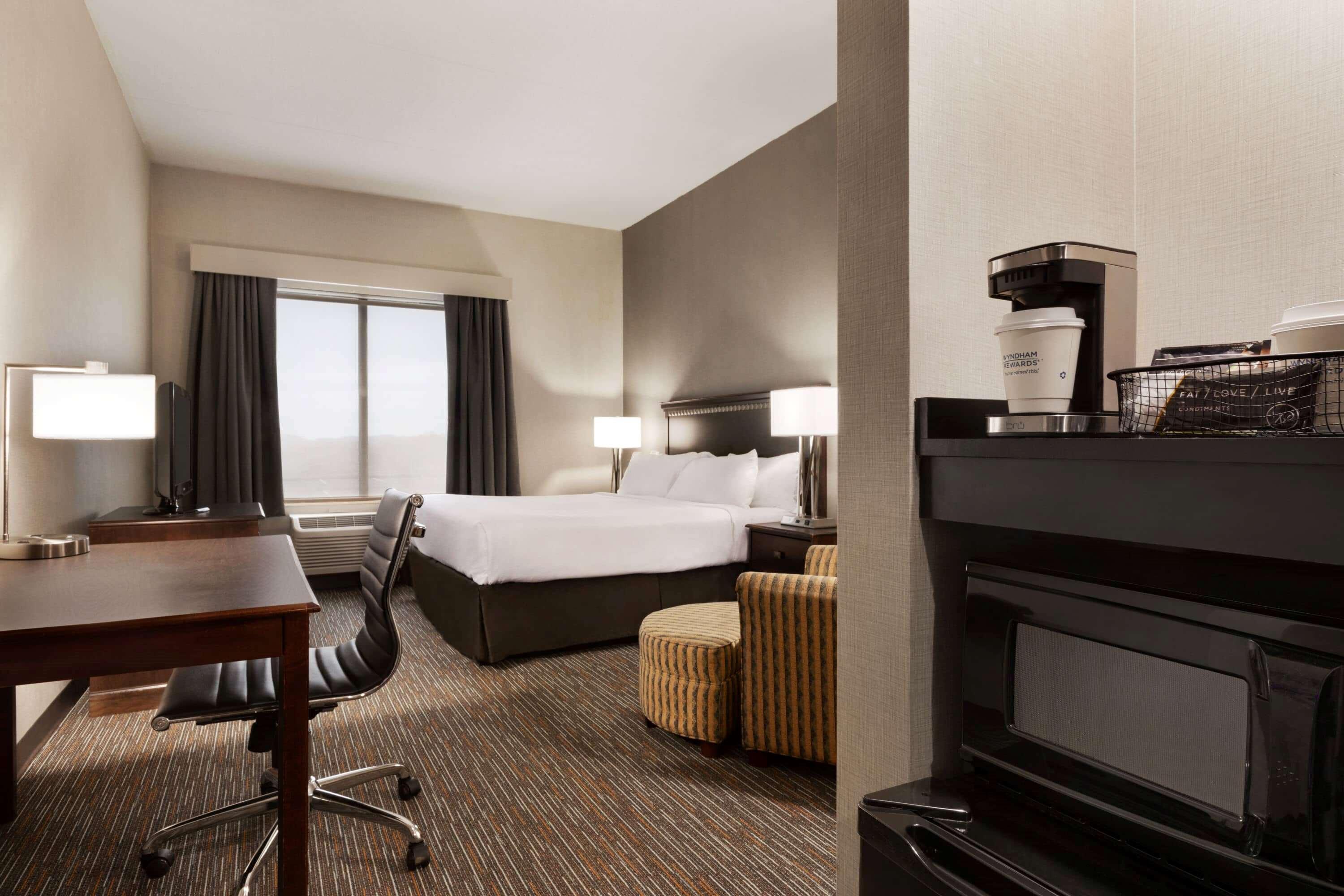 Hotel Wingate By Wyndham Bridgeport Clarksburg Esterno foto