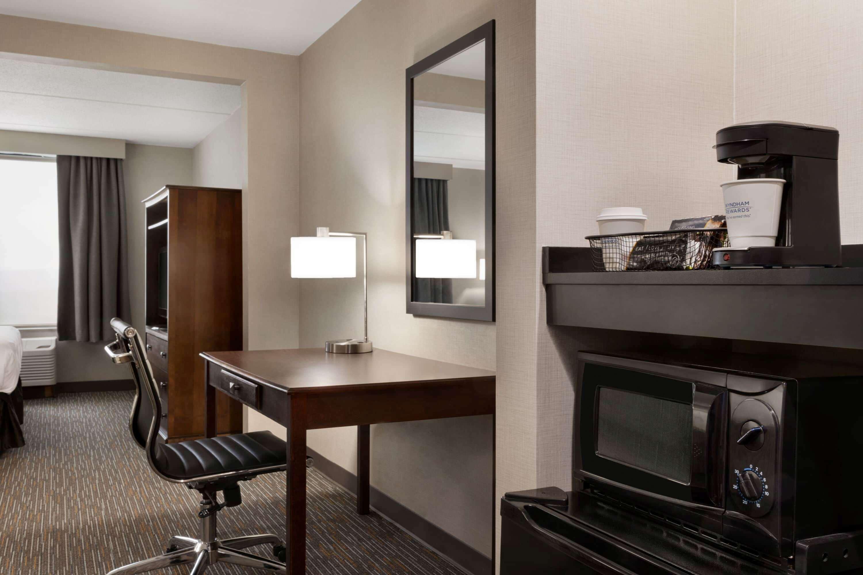 Hotel Wingate By Wyndham Bridgeport Clarksburg Esterno foto